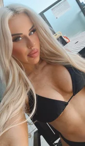 blondeprincess: Bikini Pic ( фото)