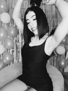 AndreaVelasco 😁 smile 😁 Pic 3