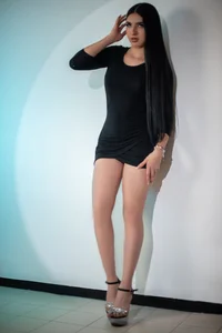 MilanMoon_ Public Pic