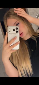 Juli Juli od DanOstertag  2 snímek