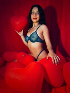 ChloeRosey Your love day gift ❣ Pic