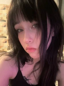 EvaHurt home vibe Hình