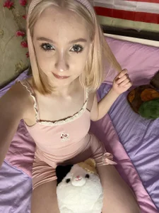 Public od Fluffy_Cloude  4 snímek