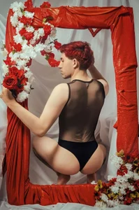 Un_Sluttyy RED LIFE Foto 7