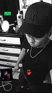 RSantilMorgt @chuybbecito1soy yo también  4. fénykép