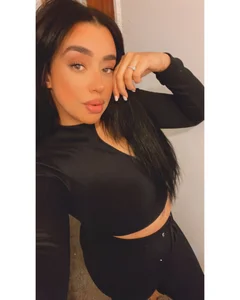 FoxyFae Public Pic 3