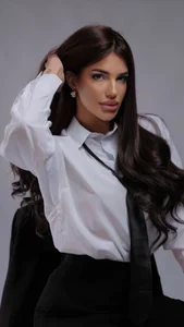 RaisaKali Office👀 Foto