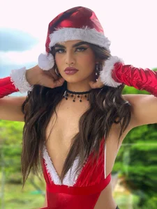 Sophia_Cambpell MERRY CHRISTMAS 2024 Pic 3