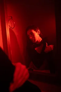 Sassy--Girl Halloween session Pic 4