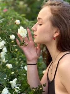 Julie_Lamb Public Bilde 9