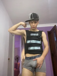 LoganSteel_ Sexy Biker slika 3