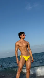 charly_ackerman ☀️ Εικόνα 2