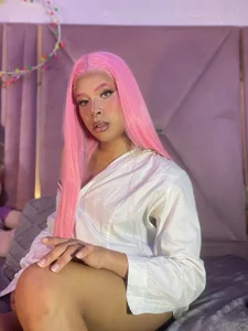 jazmin_wakedYour pink girl🌸 Bild 2