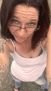 YoMomma-xoxo13 Public Pic 5