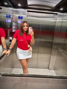 andrea_milf_のPublicの 3枚の写真