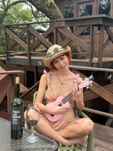 colette_e 🌳 Gambar