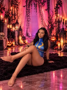 Emma_collins23: 🎃 “Sweet Witch, Naughty Nights 🔥🖤 | Halloween Special 👻” ( 5 фото)