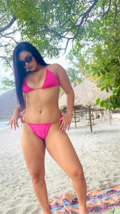 Melanyprada Beach🔥 Foto 2