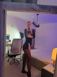 Evva_Ross Public Foto 2