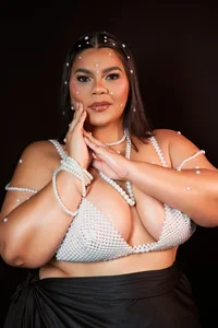 SelennaCooper SEXY Pic 6
