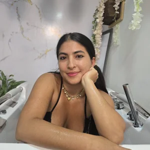 emmy_mg Public Gambar 4