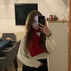 JenySimons kullanıcısının red scarf albümü -  fotoğraf