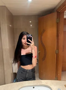 MaeRaads Free for you sweetie Εικόνα