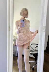 _Rude_Girl_ Public Pic 6