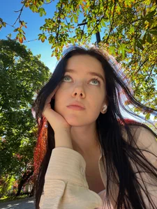 NylaVeyne Public Foto 5