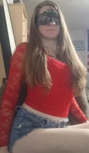 Tittygirl8 Public Pic