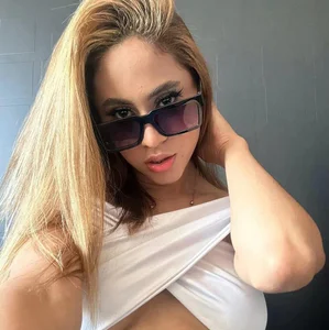 SusieConnors More Intimate 💋💖 Bilde