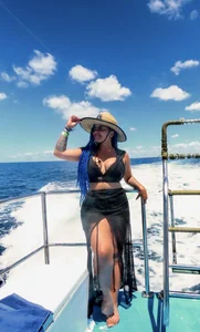 jenndy_lockhart Mar y calma Gambar 2