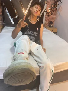 Valentino_Lux sports Pic