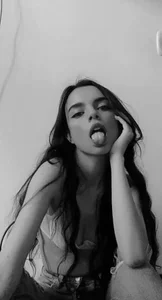 Some in black and white🙈 de AhriSweet_  2 Imagens