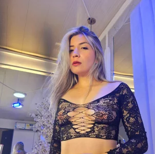 ElizabethAdams_の"Let me be your fantasy tonight..." 🔥🍆の 3枚の写真