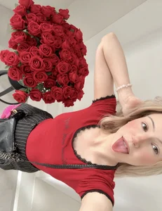 Click Clack... You Obey 👣🔗 od AnnAbbey  snímek