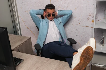 Maximo__ "Confidential" Foto 5