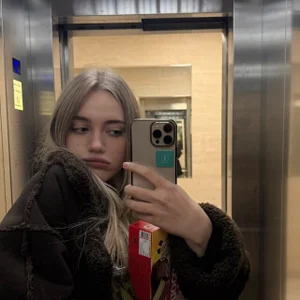 DebiCoppolinoPublic图片 2