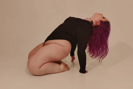 VanessaHayees Public Kuva