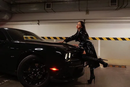 Lina_Thornton_ black latex and black dodge Pic 2