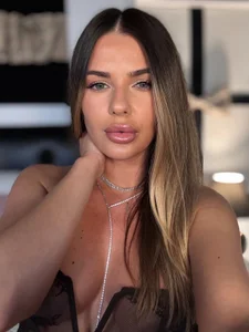 ValerieNicolle Public Billede 3