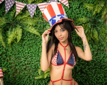 AMELIELEONE happy 4th of July Pic 6