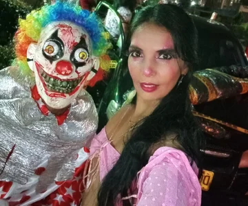Libelulasex_clark Public صورة واحدة|Libelulasex_clark Public صورتان|Libelulasex_clark Public  6 صور|Libelulasex_clark Public  6 صورة