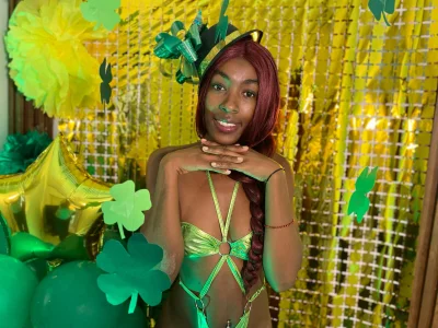 caryn_johnson Saint Patrick's Day 💚 Immagine  3