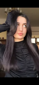 Julie_NickiPublic Bild 3