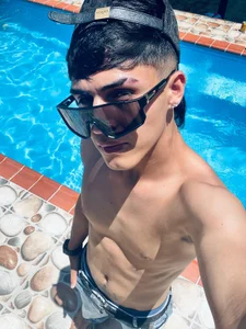 Ethan_Jamees Public Billede 4