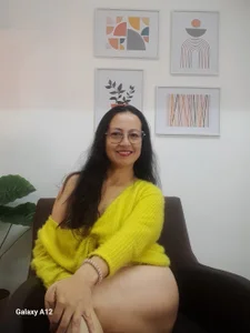 Lauryn_Jones Public Pic 2