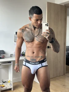 JhonDenis sexy lingerie Gambar
