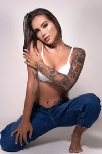 ValerieAustin kullanıcısının Subtle and sensual albümü -  3 fotoğraf