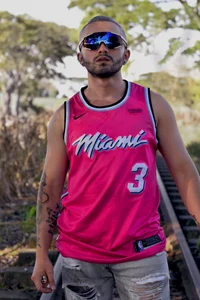 Alex_maraj Public 사진